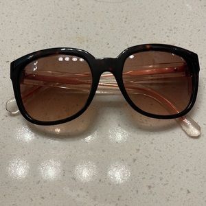 Marc Jacobs sunglasses 🕶